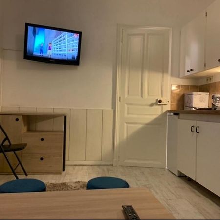 Studio Meuble Gare Angers Exterior foto